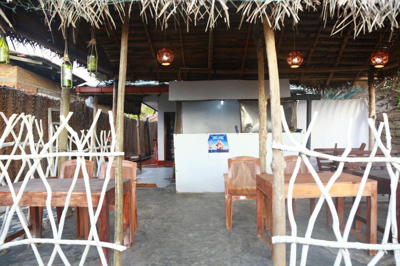 Sea Shine Beach Resort Mirissa Dış mekan fotoğraf